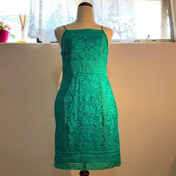 Topshop PETITE Dresses & Skirts - Topshop Petite Dress in Lace Design